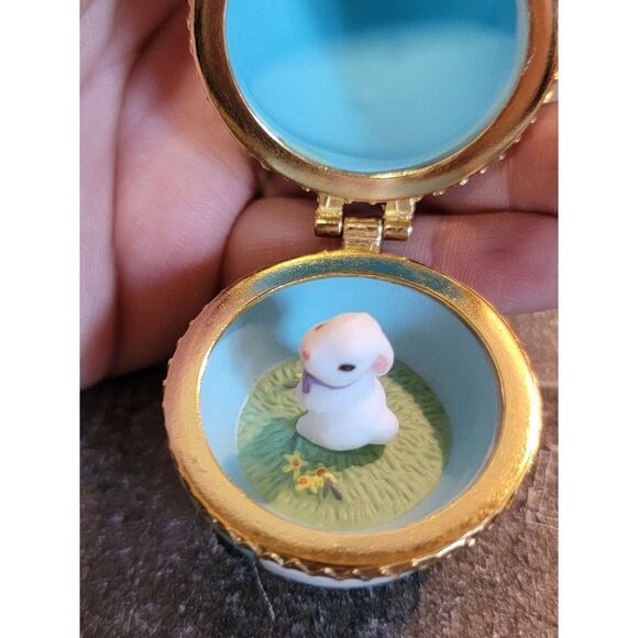 Hallmark 2000 rabbit Easter Egg surprise ornament xmas decor - Picture 3 of 6